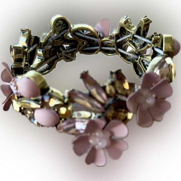 Simply Vera Wang Cherry Blossom Pink Floral Stretch Bracelet Boho Gold NWOT - Picture 2 of 5